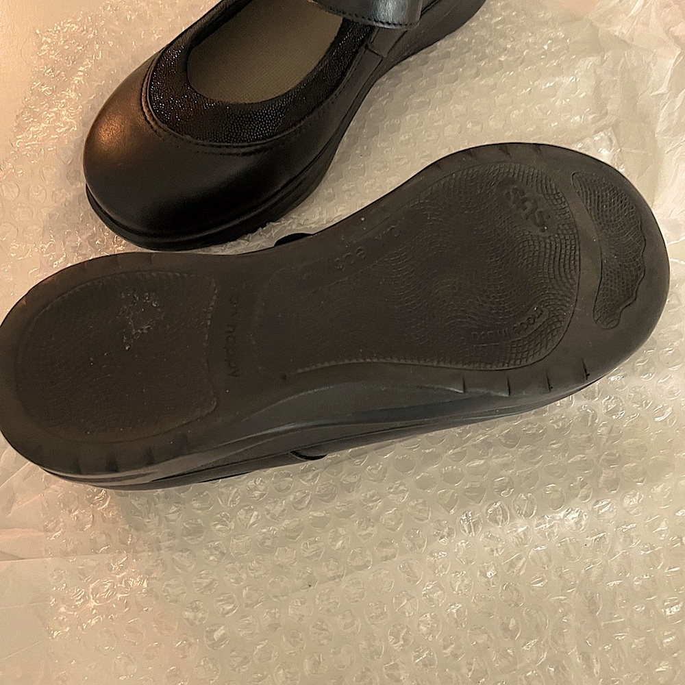 SAS STEP OUT Black Mary Jane Comfort Loafer 9 WW.
